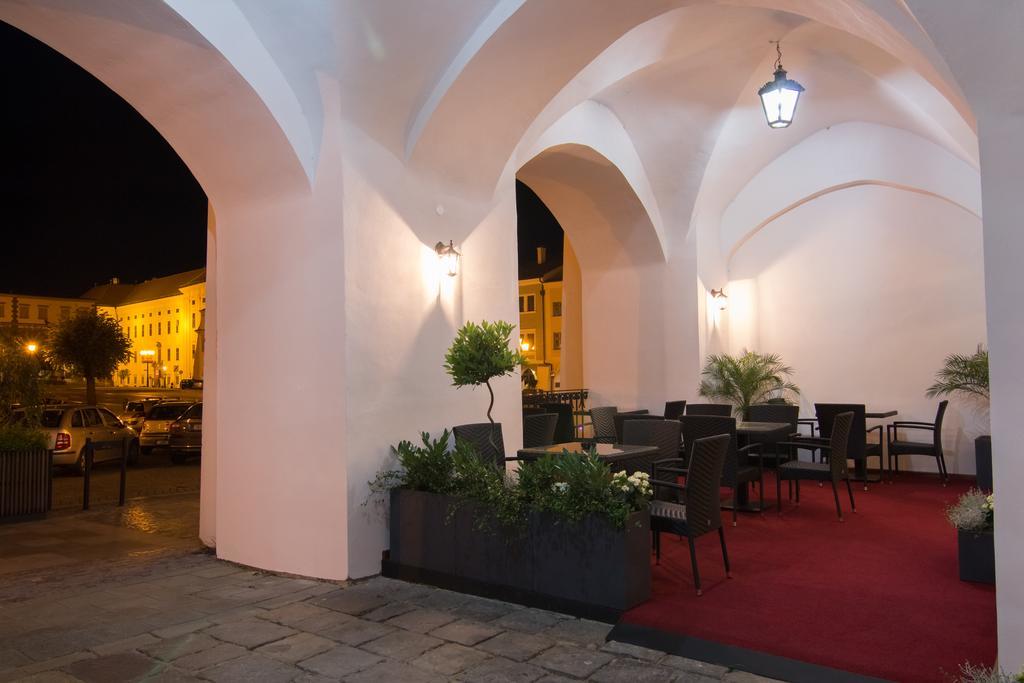 Hotel Boucek Kromeriz Luaran gambar